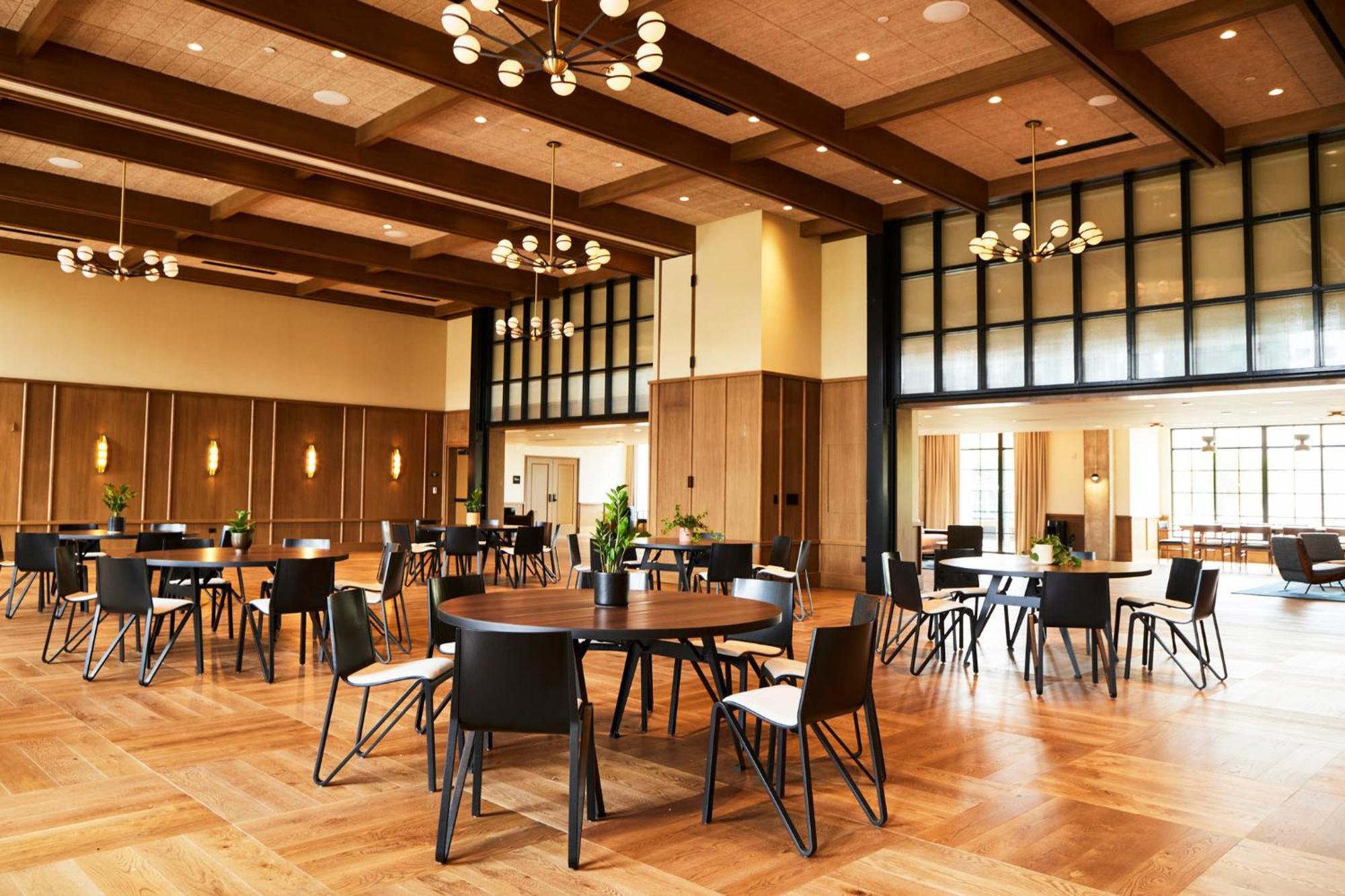 The Junto Hotel Columbus Exterior photo